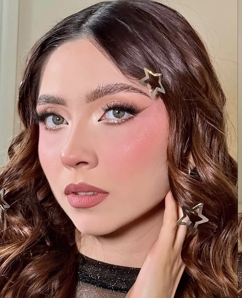 Maquillaje social Kislev Makeup